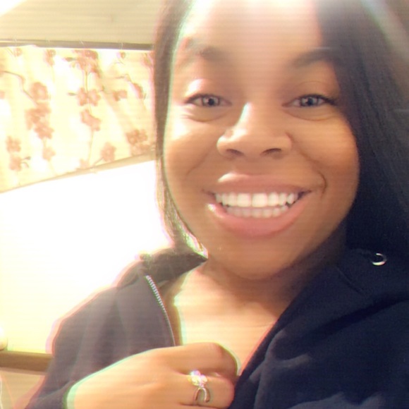 Meet your Posher, Precious - Picture 1 of 1